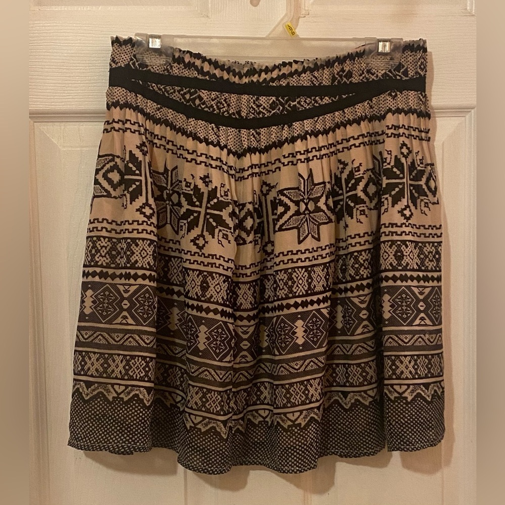 Vintage Patterned Black and Cream Mini Skirt